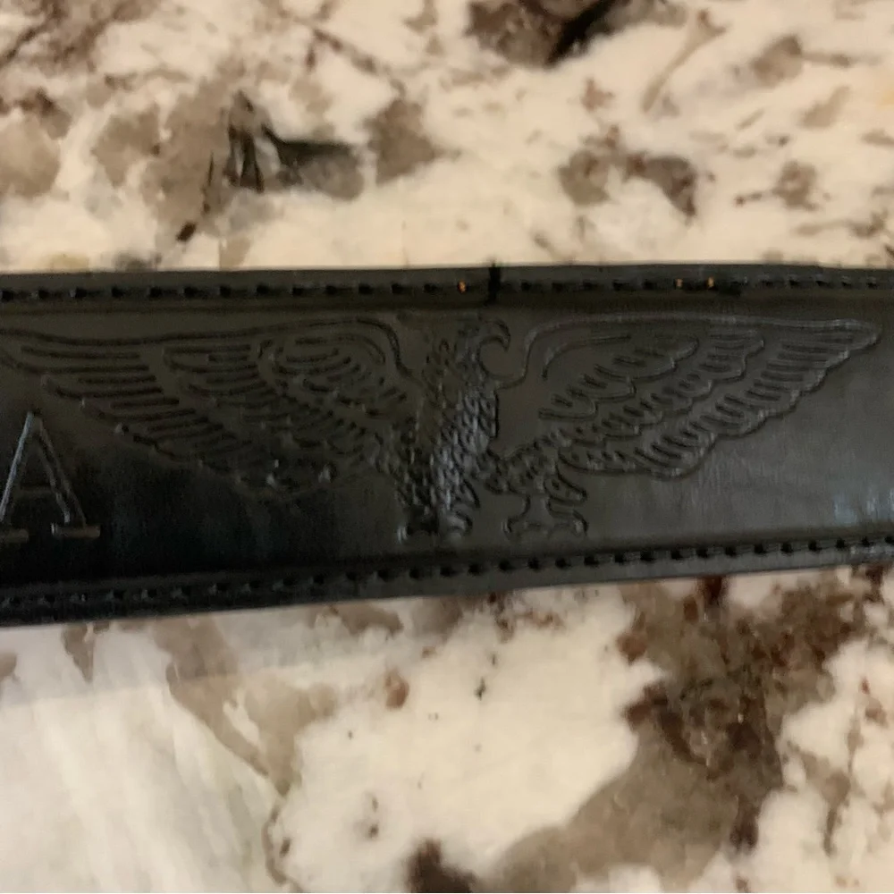 Mens Genuine Black Leather Embossed with Eagle & USA - Silver-tone Buckle 34/36